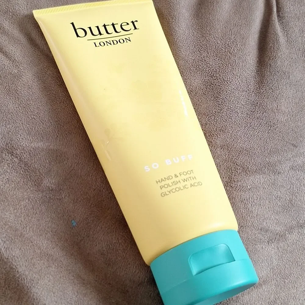 butter LONDON So Buff Hand and Foot Polish with Glycolic Acid 7.3 OZ
